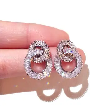 Luxury Circles Earrings For Women AAA Cubic Zirconia Fine Earrings Party Fashion Jewelry Accessory
Luxury Circles Earrings For Women AAA Cubic Zirconia Fine Earrings Party Fashion Jewelry Accessory