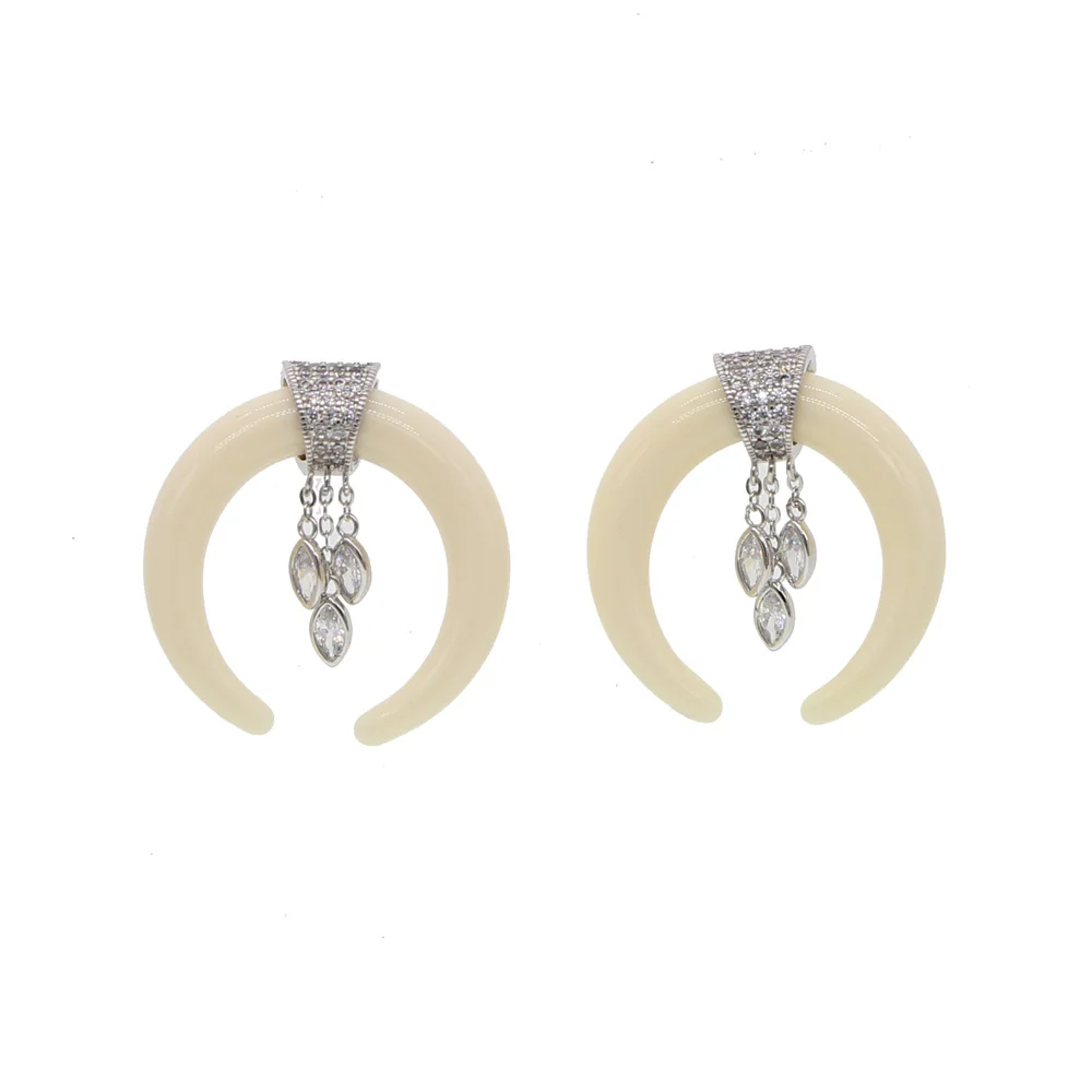 Bohemian Trendy cute Earrings Simple Design Fashion Statement Cresent Moon Horn punk dainty Earrings Jewelry for Women Brincos
Bohemian Trendy cute Earrings Simple Design Fashion Statement Cresent Moon Horn punk dainty Earrings Jewelry for Women Brincos