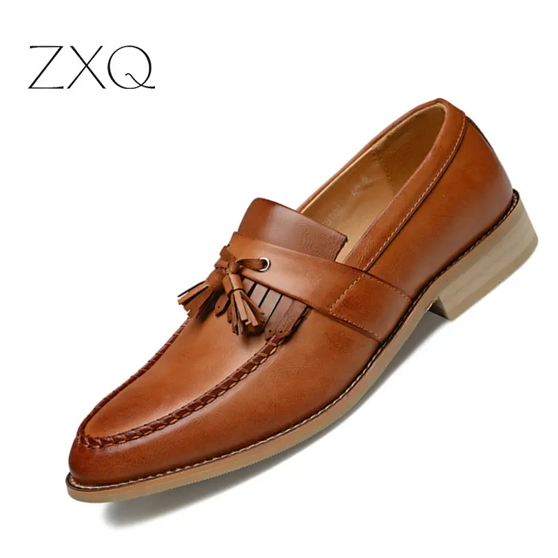 2018 New British Carving Tassel Men Oxfords Shoes Black Brown Moccasins Fashion Pointed Toe Men's Brogue Shoes
2018 New British Carving Tassel Men Oxfords Shoes Black Brown Moccasins Fashion Pointed Toe Men's Brogue Shoes