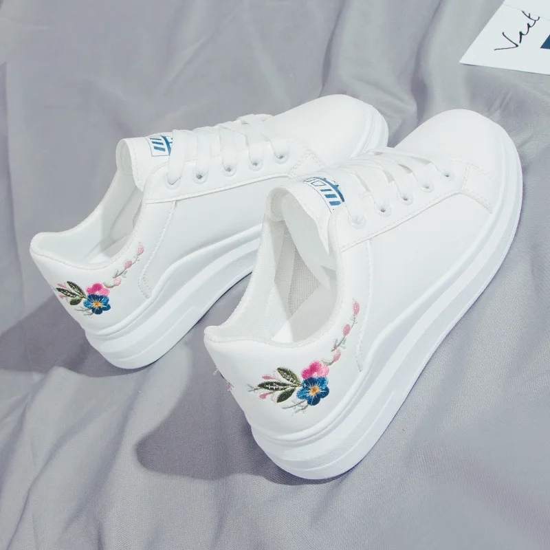 CUWHF 2019 Spring/Autumn New Wedge Fashion White Shoes Female Platform Ladies Casual Shoes Comfortable Breathable Mesh Sneakers
CUWHF 2019 Spring/Autumn New Wedge Fashion White Shoes Female Platform Ladies Casual Shoes Comfortable Breathable Mesh Sneakers