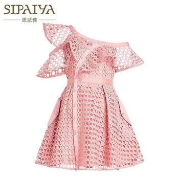SIPAIYA 2017 High Quality Designer Runway Dress One Shoulder Cascading Ruffles Sexy Summer Dress Self Portrait Dress
SIPAIYA 2017 High Quality Designer Runway Dress One Shoulder Cascading Ruffles Sexy Summer Dress Self Portrait Dress