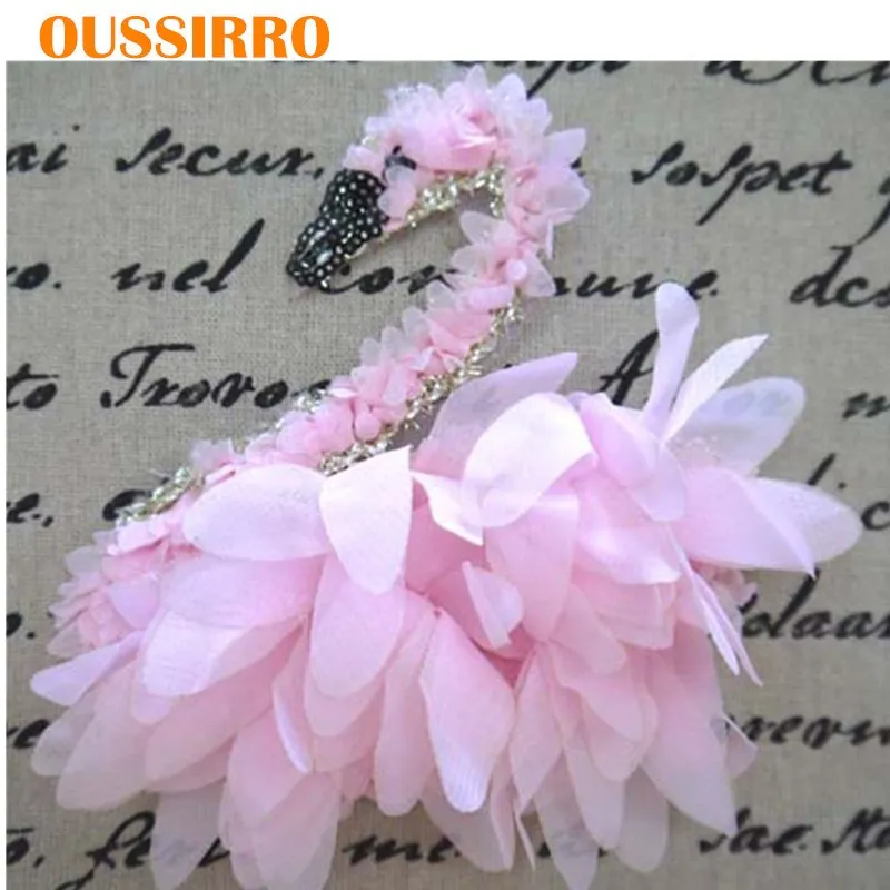 Girl DIY Goose Sequins Embroidered Patches For Clothes Applique Embroidery Flower Dress Sewing Trim Garment Decoration
Girl DIY Goose Sequins Embroidered Patches For Clothes Applique Embroidery Flower Dress Sewing Trim Garment Decoration