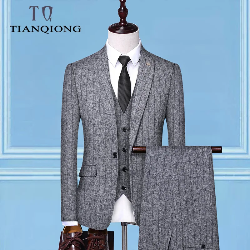 Men's Suit 2019 New Fashion Groom Wedding Dress High-end Party Business Striped Slim Suit 3 Piece Set (coat+ Vest+ Pants)
Men's Suit 2019 New Fashion Groom Wedding Dress High-end Party Business Striped Slim Suit 3 Piece Set (coat+ Vest+ Pants)