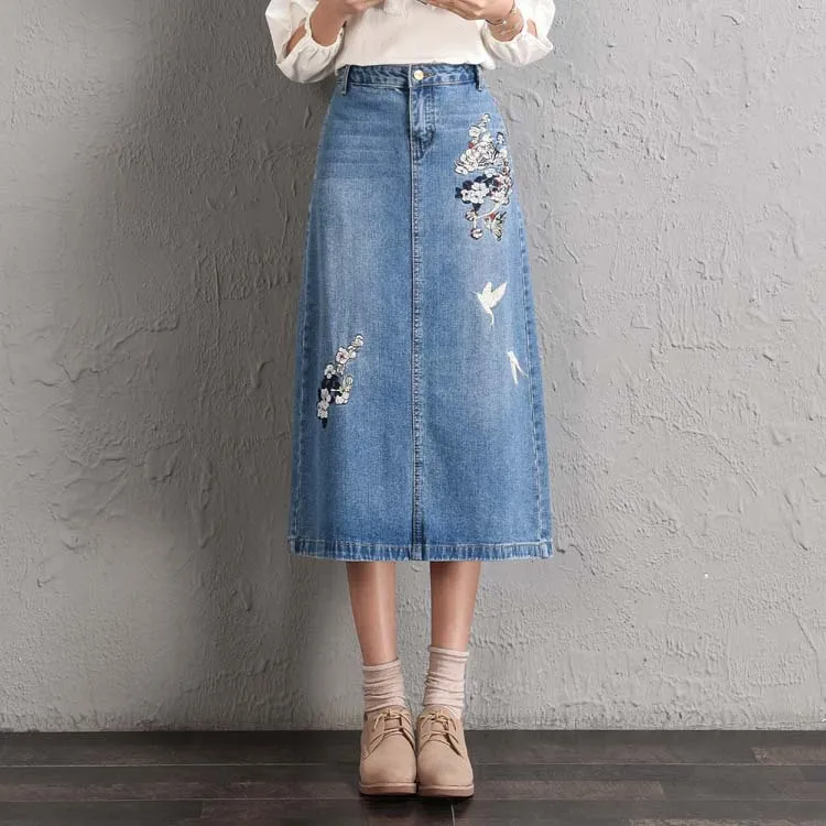 2019 Spring Summer Women Large Size Retro Denim Skirt Floral Embroidery Casual Girls Sweet Mid-calf A-line Jean Skirts W1677
2019 Spring Summer Women Large Size Retro Denim Skirt Floral Embroidery Casual Girls Sweet Mid-calf A-line Jean Skirts W1677