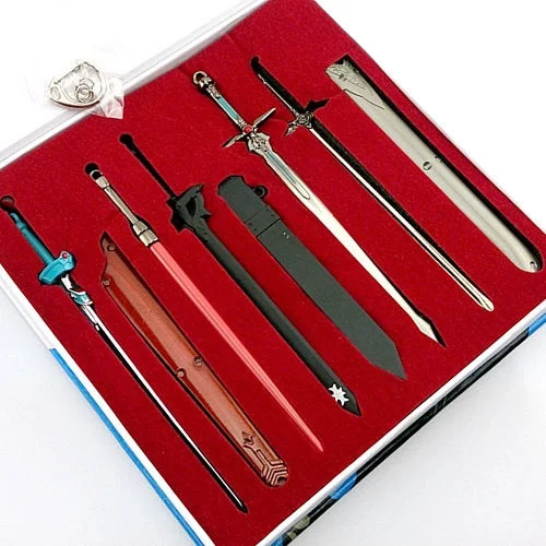 8pcs/set Sword Art Online SAO Kirito Asuna Swords Weapons Pendants Keychains New in Box Collection Cosplay Prop
8pcs/set Sword Art Online SAO Kirito Asuna Swords Weapons Pendants Keychains New in Box Collection Cosplay Prop