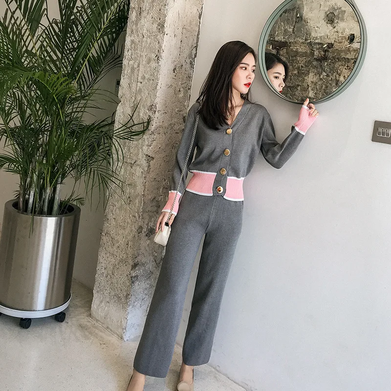 2019 Spring and Autumn Women 2 Pieces Set Knitted Sweaters Tops Deep V-neck Long Sleeve Cardigans+Pants Women's Sets Black/Gray
2019 Spring and Autumn Women 2 Pieces Set Knitted Sweaters Tops Deep V-neck Long Sleeve Cardigans+Pants Women's Sets Black/Gray