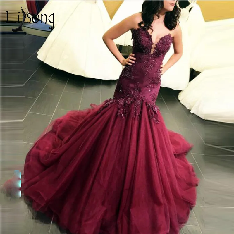 Burgundy 2019 Vintage Mermaid Wedding Dresses Wine Red Lace Beaded Sexy Bridal Gowns Sweetheart Lace Up Vestido De Noiva
Burgundy 2019 Vintage Mermaid Wedding Dresses Wine Red Lace Beaded Sexy Bridal Gowns Sweetheart Lace Up Vestido De Noiva