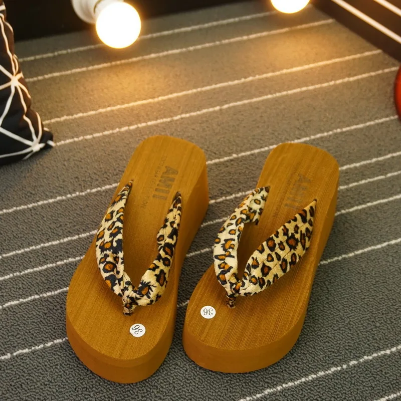 Fashion Summer Women Platform Flip Flops Beach Med Wedges Outdoor Slippers Leopard Casual Ladies Shoes |