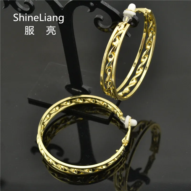 Clip Earrings for women Alloy material round Fashion brand jewelry Big circle gold silver rings ear Without piercing Wholesale
Clip Earrings for women Alloy material round Fashion brand jewelry Big circle gold silver rings ear Without piercing Wholesale