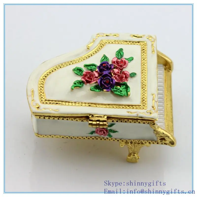 Free Shipping Rose Design Piano Shape Jewelry Box Metal Jewelry Box For Girls Wedding Favor
Free Shipping Rose Design Piano Shape Jewelry Box Metal Jewelry Box For Girls Wedding Favor