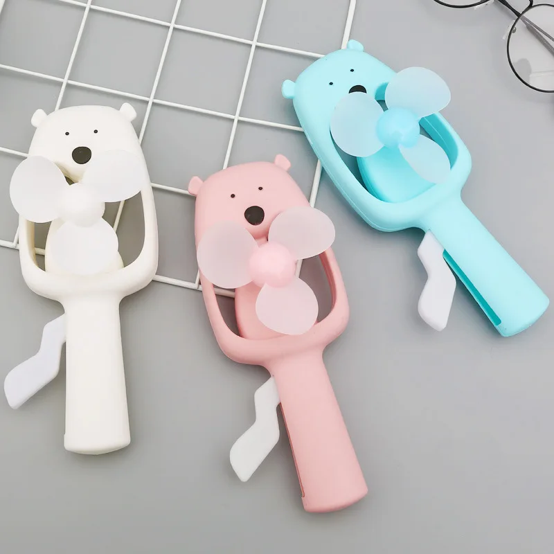 Cute Mini Bear Hand Press Fan Toy Gift For Children's Day Cool Cartoon Fan Creative Energy Save Toy Portable Cooler Fan
Cute Mini Bear Hand Press Fan Toy Gift For Children's Day Cool Cartoon Fan Creative Energy Save Toy Portable Cooler Fan