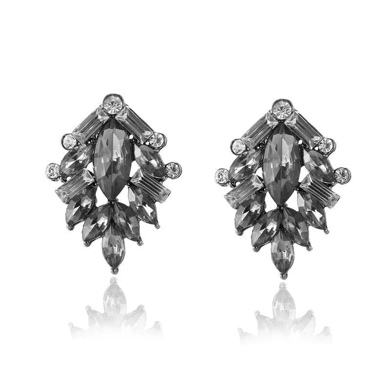 E0229 Vintage Black Water Crystal Drop Earrings For Women Fashion Jewelry Tear Design Rhinestone Dangle Earrings Hign Quality
E0229 Vintage Black Water Crystal Drop Earrings For Women Fashion Jewelry Tear Design Rhinestone Dangle Earrings Hign Quality