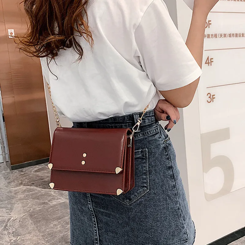 Fashion Women Bag Trend Women Shoulder Bag Messenger Small Square Bag Chains Hasp Fashion Lady Night Club Shoulder Bag
Fashion Women Bag Trend Women Shoulder Bag Messenger Small Square Bag Chains Hasp Fashion Lady Night Club Shoulder Bag