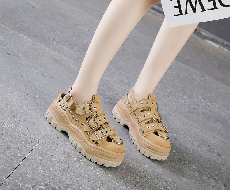 women sandals