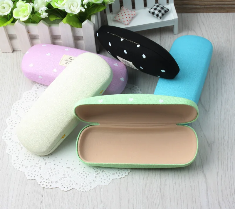 2355228935_115409667