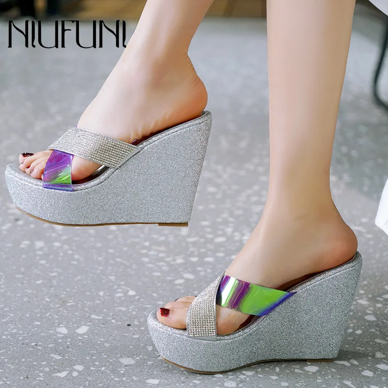 High-heeled Sandals And Slippers Summer New Cross With Thick Platform Wedge Platform Women's Shoes Ladies Slippers Beach Shoes
High-heeled Sandals And Slippers Summer New Cross With Thick Platform Wedge Platform Women's Shoes Ladies Slippers Beach Shoes