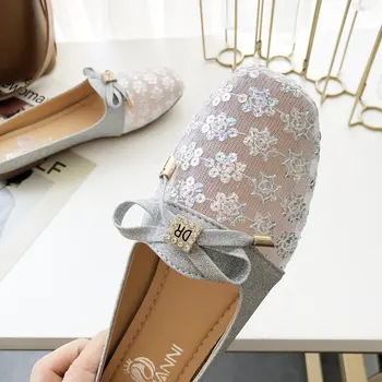 2019 autumn new fashion simple solid color mesh breathable flat shoes women elegant cute style comfortable casual shoes
2019 autumn new fashion simple solid color mesh breathable flat shoes women elegant cute style comfortable casual shoes