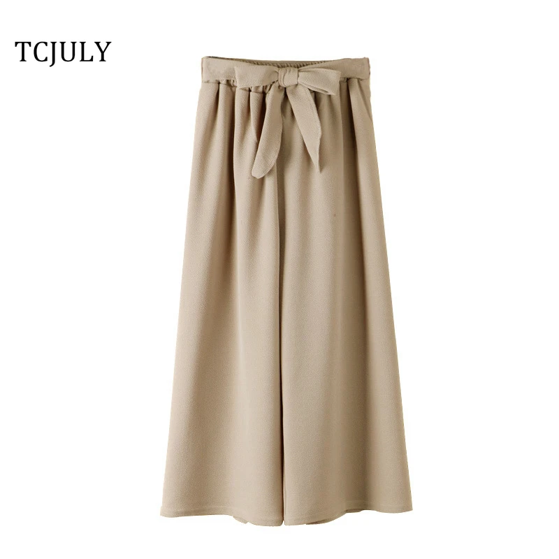 TCJULY Wholesale Fashionable Solid Chiffon Women Wide Leg Pants Bow Decorate Loose Casual Trousers Breathable Ankle Length Pants
TCJULY Wholesale Fashionable Solid Chiffon Women Wide Leg Pants Bow Decorate Loose Casual Trousers Breathable Ankle Length Pants