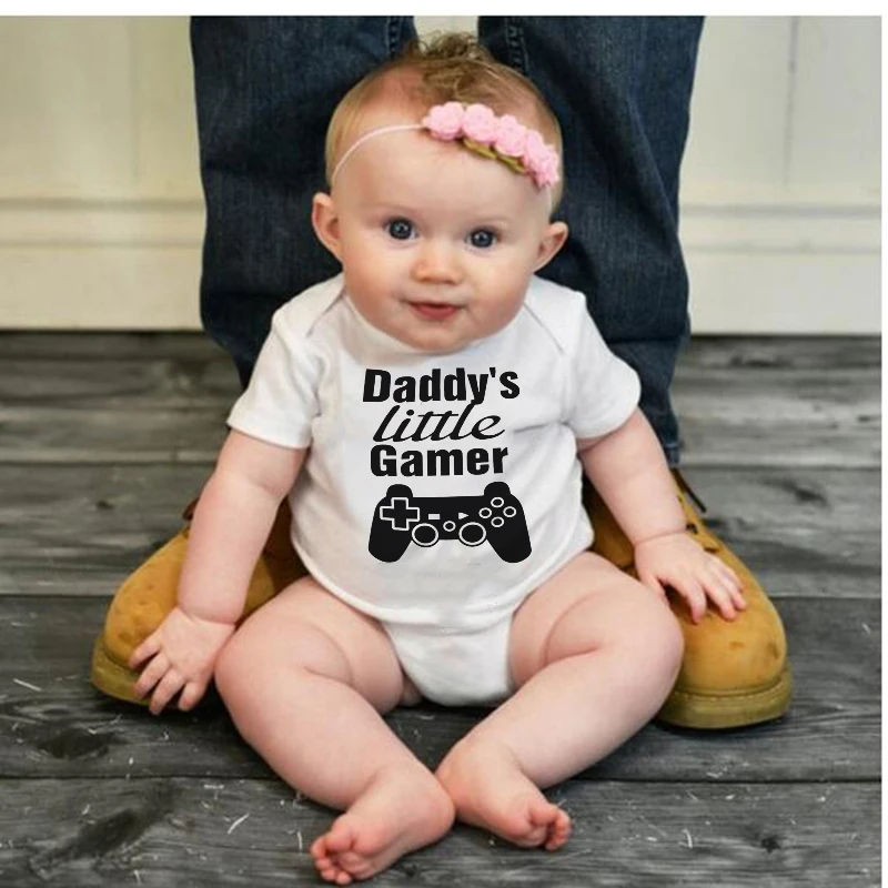 Daddy's Little Gamer Newborn Baby Boy Girl Jumpsuit Summer Short Sleeve Letter Print Cotton Baby Bodysuit Playsuit Outfits
Daddy's Little Gamer Newborn Baby Boy Girl Jumpsuit Summer Short Sleeve Letter Print Cotton Baby Bodysuit Playsuit Outfits