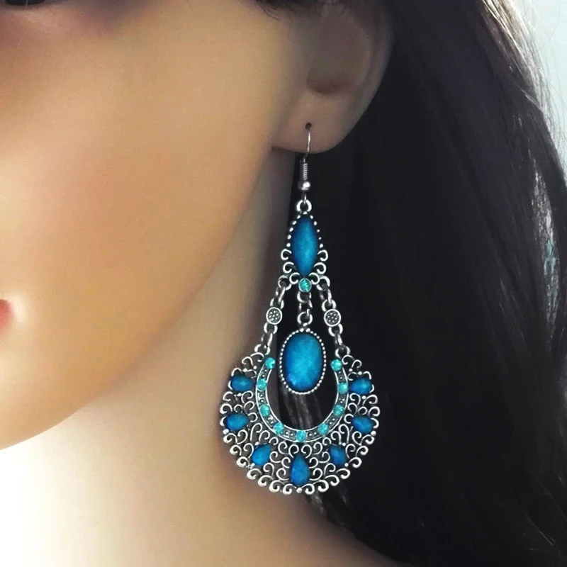 Vintage Silver Boho Dangle Earrings for Women Big Hollow Out Water Drop Ethnic Tassel Long Earrings Female Jewelry Gifts 7C2177
Vintage Silver Boho Dangle Earrings for Women Big Hollow Out Water Drop Ethnic Tassel Long Earrings Female Jewelry Gifts 7C2177