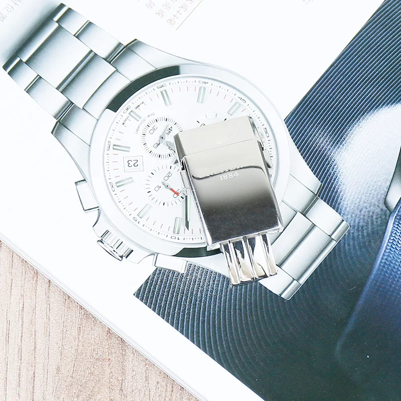 Watch accessories stainless steel buckle For Breitling buckle 20mm waterproof sports polished men's watch with buckle Send tool
Watch accessories stainless steel buckle For Breitling buckle 20mm waterproof sports polished men's watch with buckle Send tool