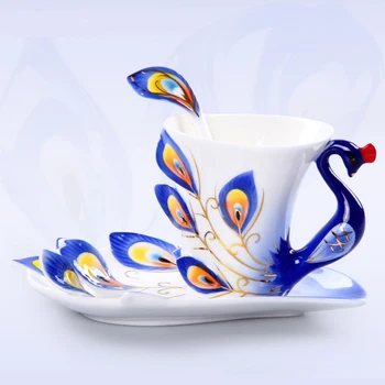 300ml Peacock Coffee Cup Ceramic Creative Mug China 3D Color Enamel Porcelain Saucer Spoon Coffee Tea Sets for Friend Gift
300ml Peacock Coffee Cup Ceramic Creative Mug China 3D Color Enamel Porcelain Saucer Spoon Coffee Tea Sets for Friend Gift