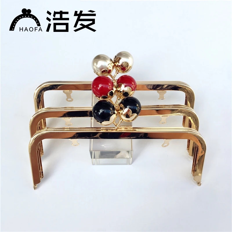 HAOFA 20cm 5Pcs Light Gold Square Smooth Screw Hole Mounting Metal Clutch Bag Frame Black White Pearl Head Metal Purse Frame
HAOFA 20cm 5Pcs Light Gold Square Smooth Screw Hole Mounting Metal Clutch Bag Frame Black White Pearl Head Metal Purse Frame