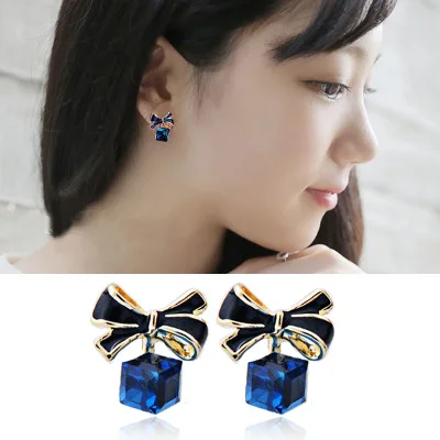 JIOFREE Korean Fashion Bow-knot Clip on Earring Cubic Green Blue Crystal No Hole Earrings Jewelry for Women
JIOFREE Korean Fashion Bow-knot Clip on Earring Cubic Green Blue Crystal No Hole Earrings Jewelry for Women