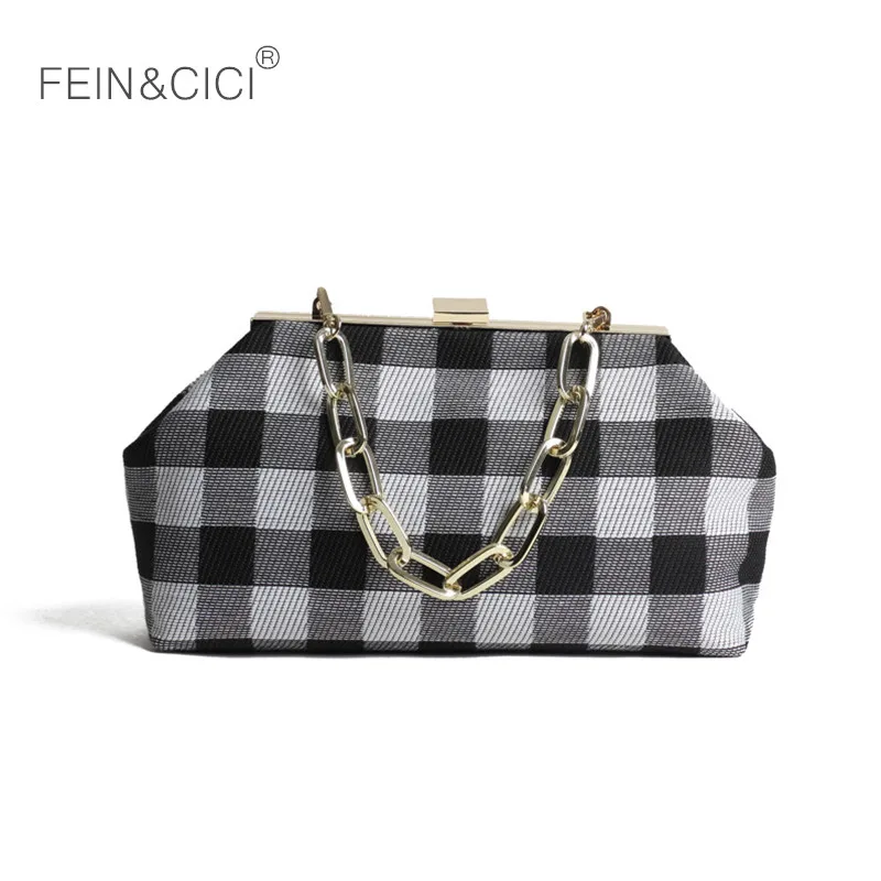 vintage chains bag plaid party Clutch Frame kiss clasp totes handbag women 2018 new canvas crossbodys bag high quality red black
vintage chains bag plaid party Clutch Frame kiss clasp totes handbag women 2018 new canvas crossbodys bag high quality red black