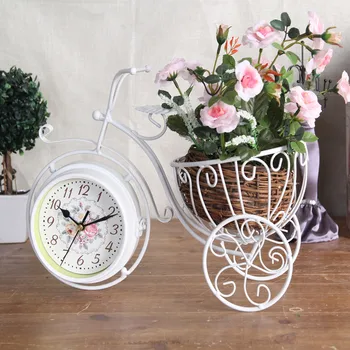 Double-sided Mute Clock Retro Creative Home Metal Crafts Living Room Decoration Ornaments Bicycle Seat Clocks
Double-sided Mute Clock Retro Creative Home Metal Crafts Living Room Decoration Ornaments Bicycle Seat Clocks