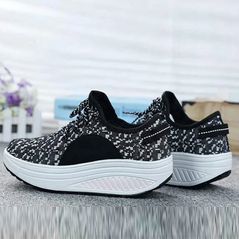 Summer Women Casual Shoes Fashion Breathable Walking Mesh Flat Shoes Sneakers Women 2019 Vulcanized Tenis Feminino shoes woman
Summer Women Casual Shoes Fashion Breathable Walking Mesh Flat Shoes Sneakers Women 2019 Vulcanized Tenis Feminino shoes woman