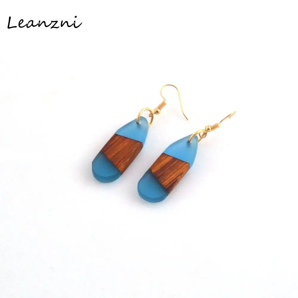 Leanzni Professional manual antique wood resin production, fashion geometric characteristics, natural wood grain, female jewelry
Leanzni Professional manual antique wood resin production, fashion geometric characteristics, natural wood grain, female jewelry