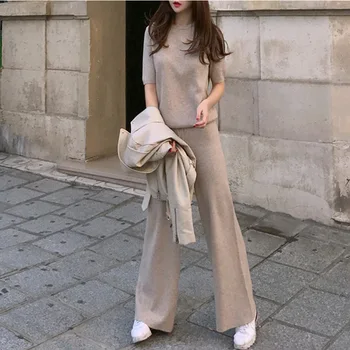 CBAFU summer knitted 2 PCS set women knit wide legs pants short sweater trouders suit 2 piece set tracksuit elasti waist P091
CBAFU summer knitted 2 PCS set women knit wide legs pants short sweater trouders suit 2 piece set tracksuit elasti waist P091