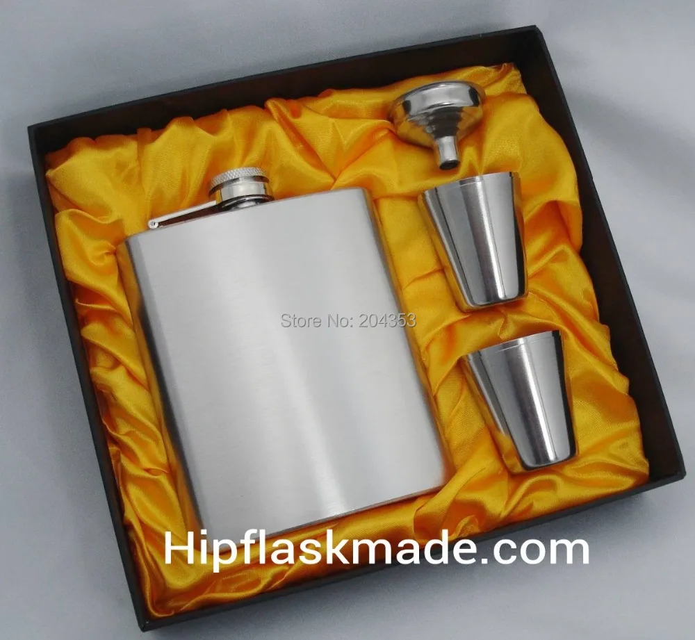 7 oz Stainless steel hip flask with stianless steel 4 cups and stainless steel funnel set ,gift box packing
7 oz Stainless steel hip flask with stianless steel 4 cups and stainless steel funnel set ,gift box packing