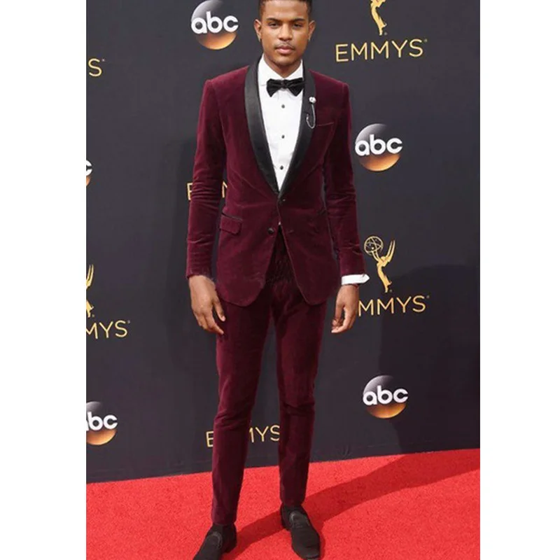Burgundy Velvet Slim Fit Men Suits for Wedding Wear Evening Prom Black Shawl Lapel 2 Piece Groom Tuxedos 2018 Jacket Pants
Burgundy Velvet Slim Fit Men Suits for Wedding Wear Evening Prom Black Shawl Lapel 2 Piece Groom Tuxedos 2018 Jacket Pants