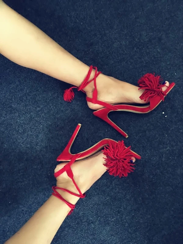 Fashion Fringe Stiletto Summer Sandals Sexy Red Narrow Bandage Lace-up Open Toe Cut Out Dress Sandals Runway Party Lady Shoes
Fashion Fringe Stiletto Summer Sandals Sexy Red Narrow Bandage Lace-up Open Toe Cut Out Dress Sandals Runway Party Lady Shoes