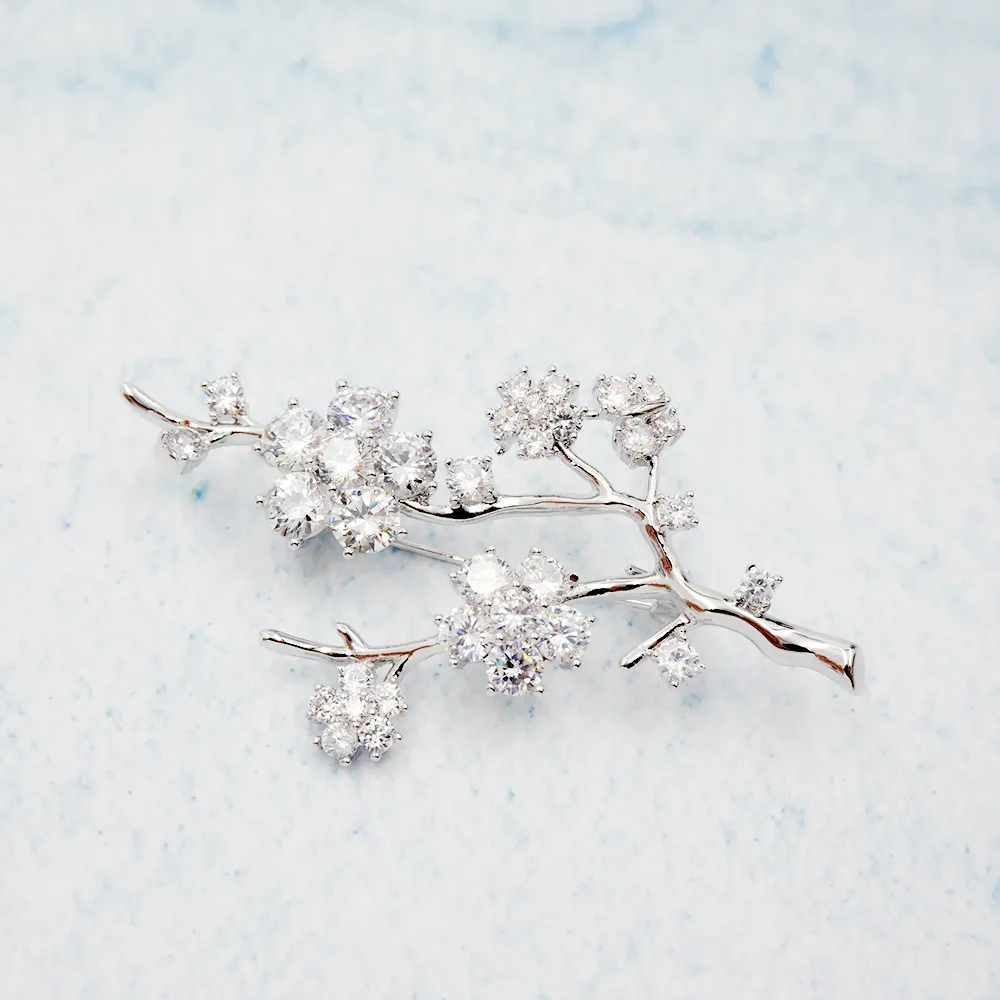 Fashion Plant Zircon Brooches Women Lady Accessory Korean Flower Brooch Wedding Jewelry Sweater Shirt Pins
Fashion Plant Zircon Brooches Women Lady Accessory Korean Flower Brooch Wedding Jewelry Sweater Shirt Pins