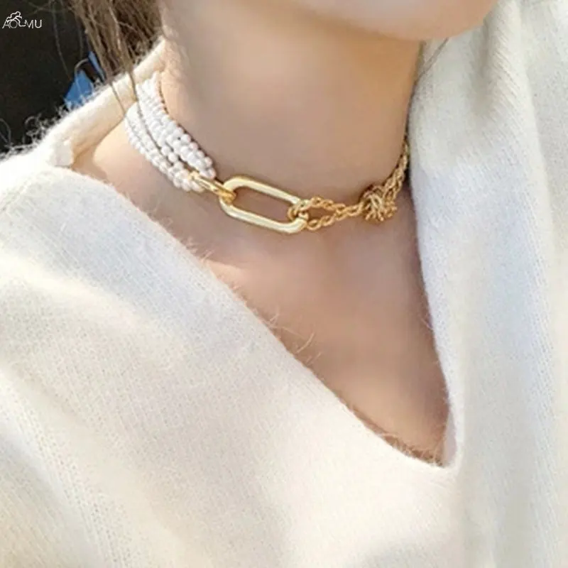 AOMU Luxury Imitation Pearl Choker Necklaces For Women Gold Color Circle Bracelet Necklaces Fashion Clavicle Chain Jewelry
AOMU Luxury Imitation Pearl Choker Necklaces For Women Gold Color Circle Bracelet Necklaces Fashion Clavicle Chain Jewelry