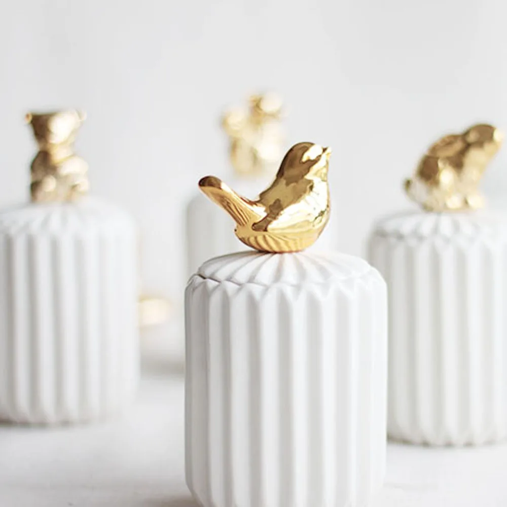 Cotton Swab Storage Jar Nordic Plating Process Golden Bird Lid Toothpick Ceramic Box Scandinavian Ring Bracelet Organizer Can
Cotton Swab Storage Jar Nordic Plating Process Golden Bird Lid Toothpick Ceramic Box Scandinavian Ring Bracelet Organizer Can