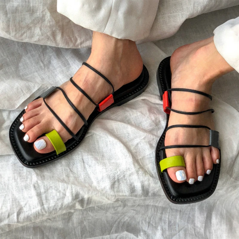 2019 Summer Flat Toe Knob Sandals Flat Strappy Slippers Women's Fashion Shoes Rome Style
2019 Summer Flat Toe Knob Sandals Flat Strappy Slippers Women's Fashion Shoes Rome Style