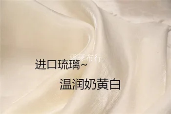 Import ivory coloured glaze gloss jade filar silk linen woven silver color changing day satin dress dress fabric Jenny Story1986 
Import ivory coloured glaze gloss jade filar silk linen woven silver color changing day satin dress dress fabric Jenny Story1986