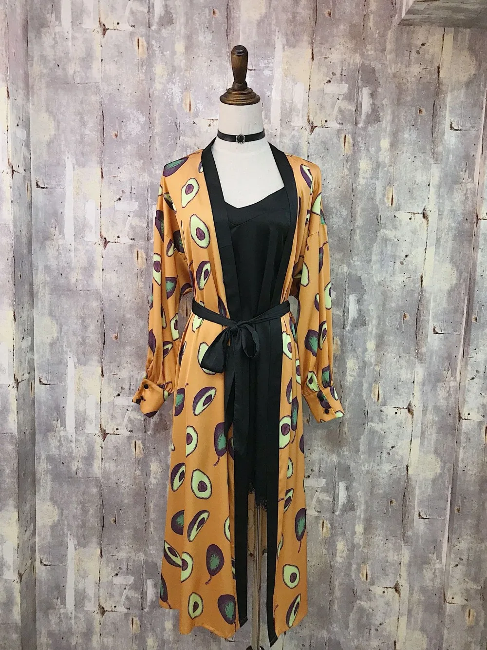 Silk Night Gown and Robe for Women Solid Satin Robe and Spaghetti Strap Nighties Dress Mini Nighty Set 2 Pieces
Silk Night Gown and Robe for Women Solid Satin Robe and Spaghetti Strap Nighties Dress Mini Nighty Set 2 Pieces