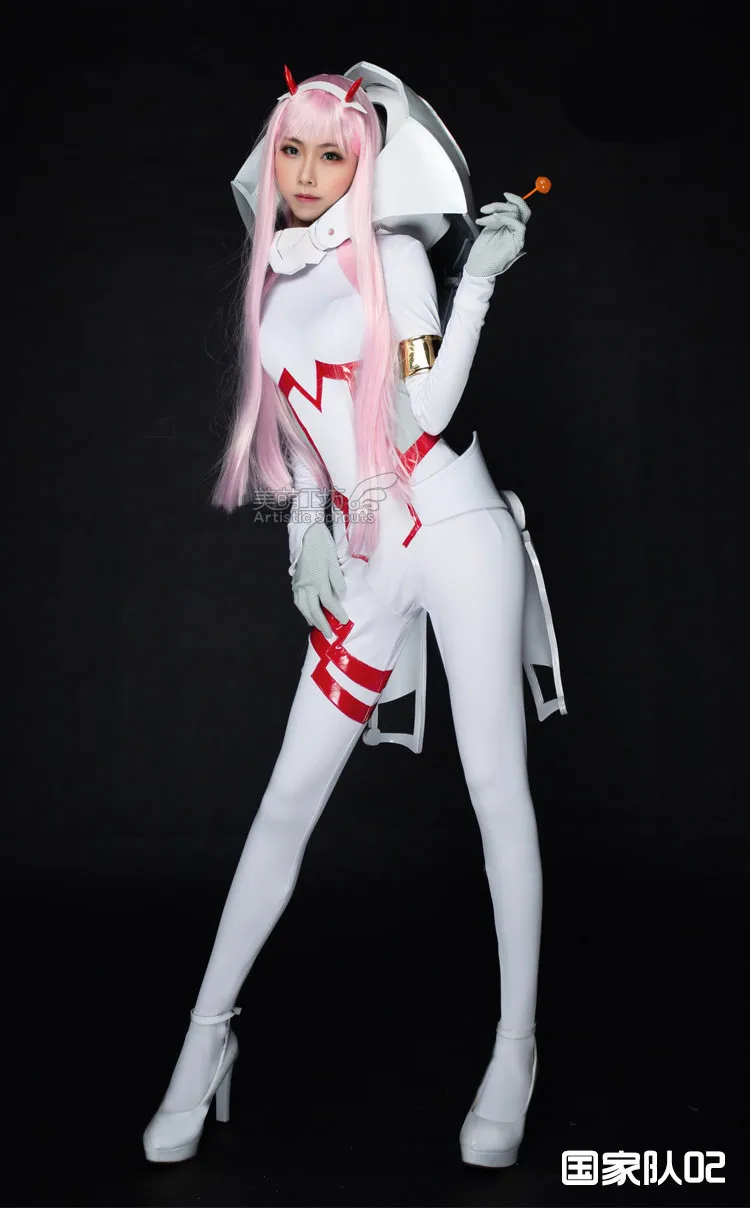 02 DARLING in the FRANXX Anime Cosplay White Zero Two cosplay costume Console driving suit jumpsuit Full Set White one
02 DARLING in the FRANXX Anime Cosplay White Zero Two cosplay costume Console driving suit jumpsuit Full Set White one