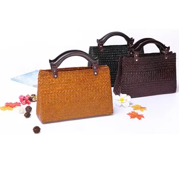 2017 The latest Thai version of the handmade straw bag ladies handbag retro fashion rattan straw bag bag
2017 The latest Thai version of the handmade straw bag ladies handbag retro fashion rattan straw bag bag