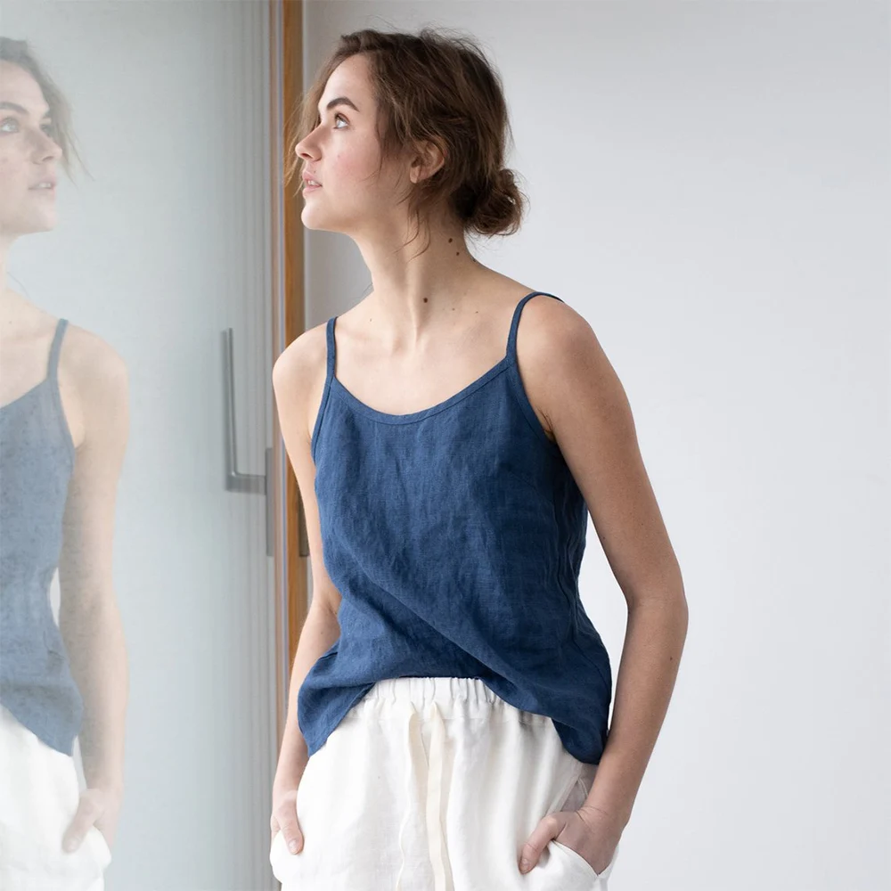 Solid Sexy Vest V-Neck Vintage Camisole Tops Women Fashion Tank Top Summer Fashion Ladies Sleeveless Shirt Femme Tank Tops H30
Solid Sexy Vest V-Neck Vintage Camisole Tops Women Fashion Tank Top Summer Fashion Ladies Sleeveless Shirt Femme Tank Tops H30