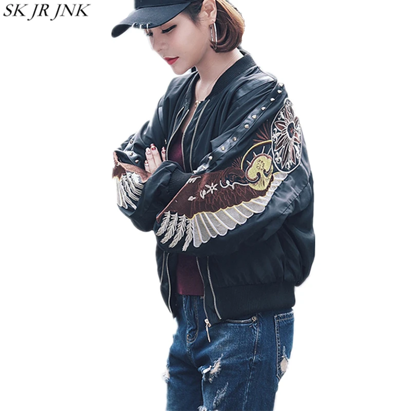 Spring Autumn New Women Jacket Embroidery Long Sleeve Basic Coat Ladies Zipper Jacket Female Casual Stand Collar outerwear LYL25
Spring Autumn New Women Jacket Embroidery Long Sleeve Basic Coat Ladies Zipper Jacket Female Casual Stand Collar outerwear LYL25