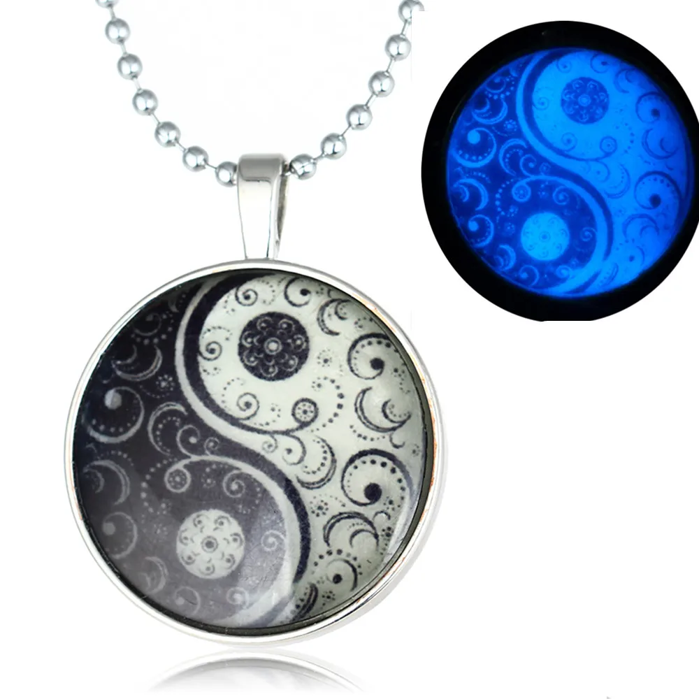Glow Glass Necklace Jewelry Glowing Necklaces For Women Men New Glow In The Dark Necklace Yin Yang witchcraft Pendants
Glow Glass Necklace Jewelry Glowing Necklaces For Women Men New Glow In The Dark Necklace Yin Yang witchcraft Pendants