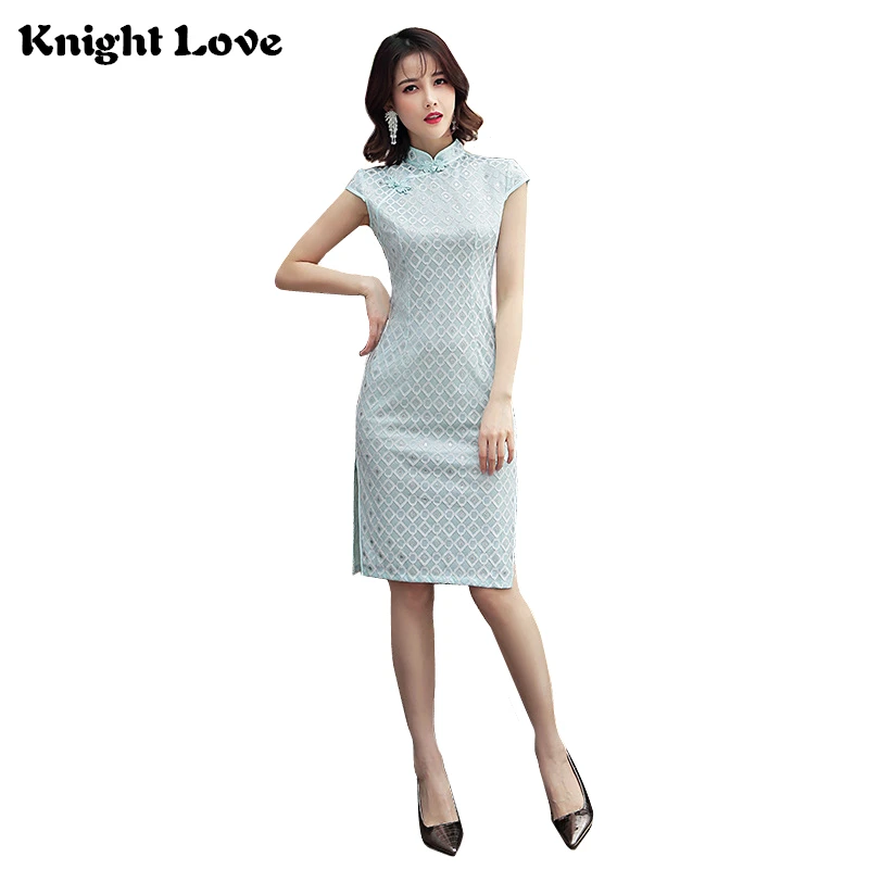 New Arrival Sexy Women Lace Cheongsam Embroidery Chinese Traditional Dress Mesh Short Sleeves Qipao Dress Chinese Style
New Arrival Sexy Women Lace Cheongsam Embroidery Chinese Traditional Dress Mesh Short Sleeves Qipao Dress Chinese Style