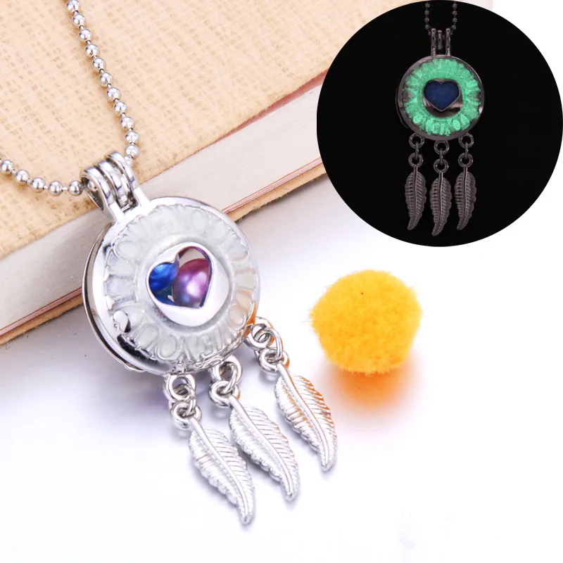 6pcs Love dream catcher Pearl cage Necklace Essential Oil Perfume Glow in the Dark Pendant Luminous Necklace Jewelry For Women
6pcs Love dream catcher Pearl cage Necklace Essential Oil Perfume Glow in the Dark Pendant Luminous Necklace Jewelry For Women