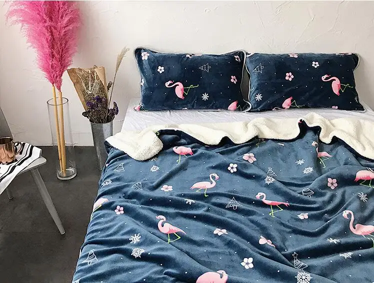 Warm Double-layer Bedding Throw Blanket Nordic Brief Design Chrstmas Flamingo swan sherpa office car nap Throw
Warm Double-layer Bedding Throw Blanket Nordic Brief Design Chrstmas Flamingo swan sherpa office car nap Throw